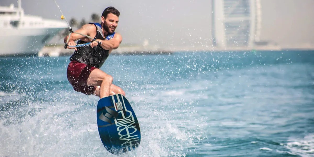 Enjoy the beautiful ways of water with Water activities dubai